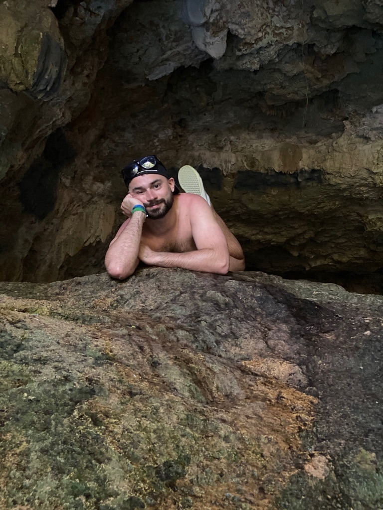 David in cave